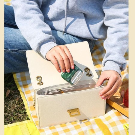 Decojitor Manual pentru Legume și Fructe, Portabil cu Magnet, Lamă Dublă din Inox, Design Compact, Alb, 6.7x6x1.6 cm