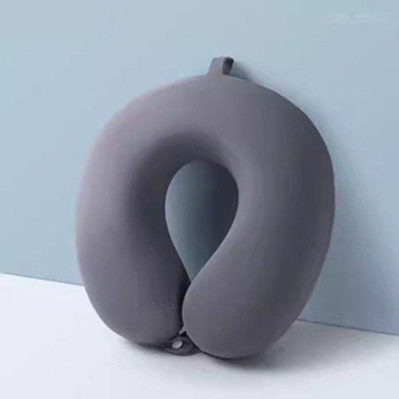 Pernă TravelSupport, Formă de U, Suport Ergonomic pentru Gât și Cap, Spumă cu Memorie, Sistem de Prindere cu Capse, 30x30 cm, Gri