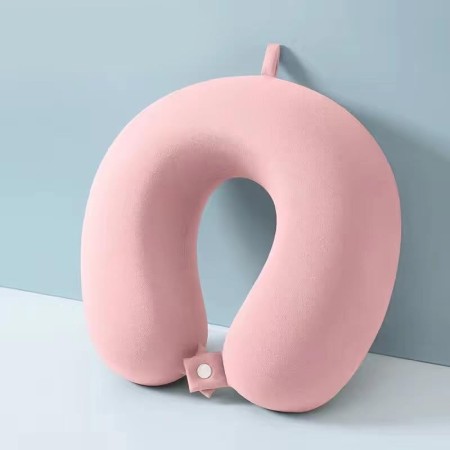 Pernă TravelComfort, Design Ergonomic în Formă de U, Spumă cu Memorie, Sistem de Prindere cu Capse, Ideală pentru Voiaj, Birou, Mașină, 30x30 cm, Roz