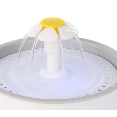 Adapator automat electric pentru caini si pisici, model Fountain, capacitate 2,4l, alimentare 5V, 1,5W