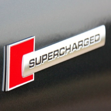 Emblema auto model 