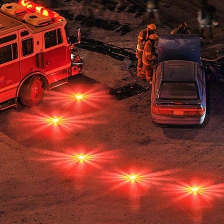 Lampa LED de urgenta pentru siguranta rutiera cu baza magnetica si functie de lanterna