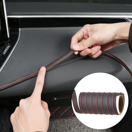 Banda decorativa pentru interiorul vehiculului, lungime 2m, din piele ecologica, culoare Neagra + cusatura Rosie