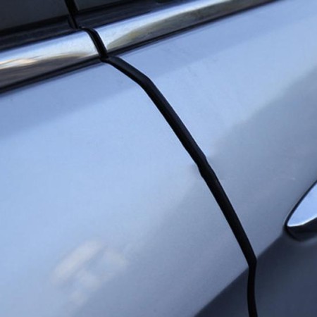 Bandă Decorativă Auto „U” pentru Interior – 15m, Negru Universal, Protecție și Tuning Elegant