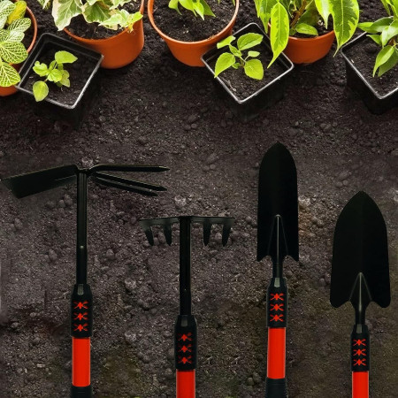 Set 4 Unelte de Grădină cu Mâner Extensibil, Oțel Carbon, pentru Plantare și Îngrijire Sol, Negru
