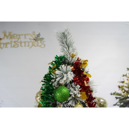 Set brad artificial de Craciun si elemente decorative, nins, decorat cu conuri pin, pentru interior/exterior, inaltime 210 cm, diametru 131 cm, 630 ramuri, Flippy, alb/verde, suport metalic inclus
