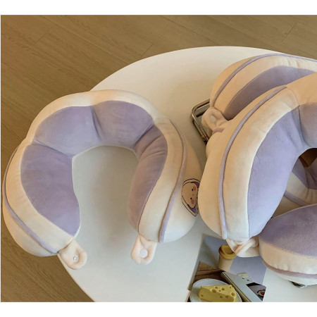 Pernă de Călătorie pentru Gât și Cap, Design Ergonomic, Umplutură Moale din Bumbac, Model Brodat Iepure, 28x28x10 cm, Lila