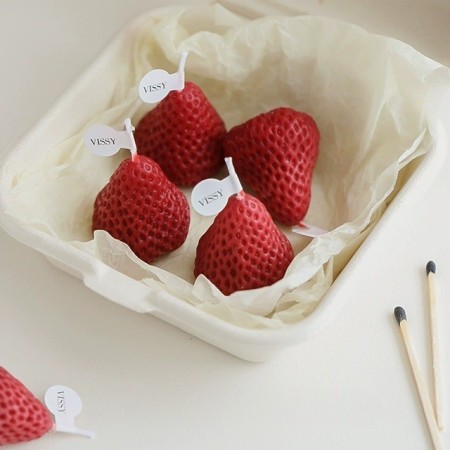 Set 4 Lumanari Parfumate, Flippy, Model Capsunici, Ardere 30 min, 52g, 6.3 x 6.3 x 3.8 cm, Rosu