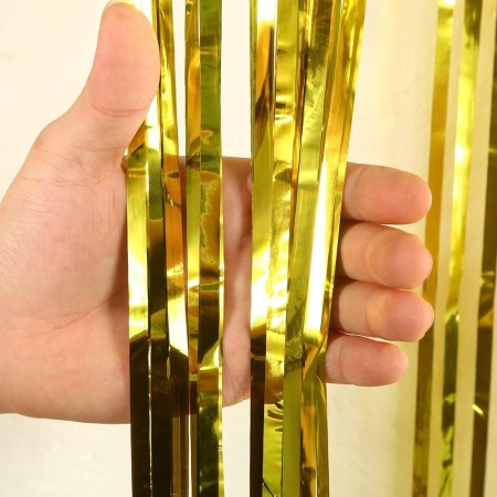 Perdea Franjurata, Flippy, Model Decor Petrecere, pentru Fundal de Poze, Amenajare Colorata a Petrecerii, Dimensiune 100x200 cm, Gold