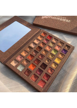 Paleta de farduri cu 40 de culori pigmentate, Maro cu sclipici,  Flippy
