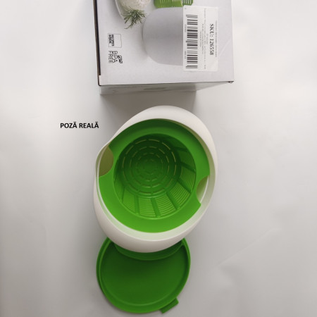 Recipient pentru Preparat Branza, Flippy, Capac de Silicon, Cheese Maker din Plastic, Strecuratoare, 17x14.5x12.8 cm, Alb