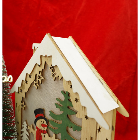 Decoratiune luminoasa, model de  Casa cu Om de zapada, maro, lungime: 18 cm, latime: 5 cm, inaltime: 21 cm, lemn, interior/exterior