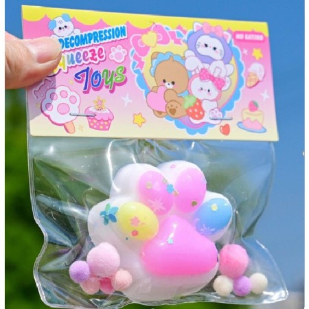 Jucarie Antistres Squishy, Flippy, cu Revenire Lenta, Labuta de Pisica Pufoasa, 7.5 cm, Ambalaj Transparent, Model 27056, Multicolor
