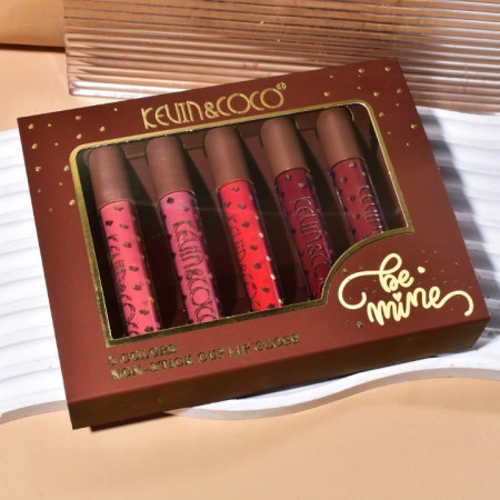 Set Rujuri Lichide "Be Mine" – 5 Culori Lucioase, Rezistente la Transfer, Finish Catifelat, Cadou Elegant, 14.4 x 10.9 cm