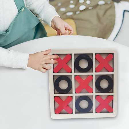 Jucarie Montessori Tic Tac Toe, Flippy, Educativa, Interactiva, din lemn, X si O, 9 Piese, 14.3x14.3 cm, Negru Rosu