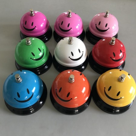 Clopotel de Metal, Flippy, pentru Receptie, Acoperire Smiley Face, Diametru 75mm, Inaltime 65mm, Roz