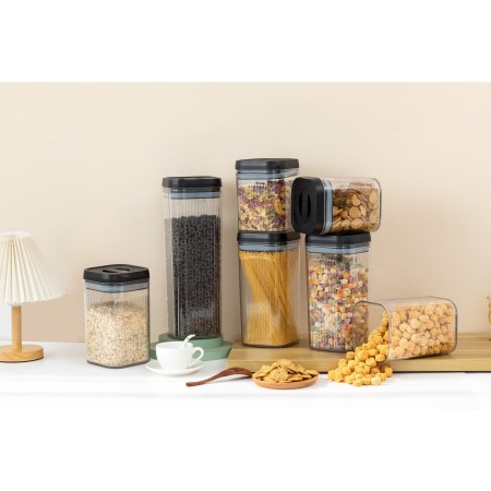Cutii de Depozitare Alimente, Flippy, Set din 2 Cutii de tip Container, 2.5L, 1.2L, Recipiente pentru Cereale in Bucatarie,  Transparente cu Capac Negru