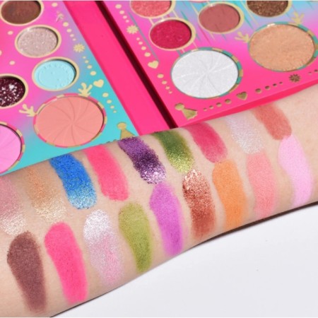 Set de Machiaj Kevin&Coco, 72 de Culori, Paleta de Farduri, Iluminatoare, Blush, Model Christmas Babe, Oglinda Rotunda, 25.5x20x1.7 cm, Multicolor