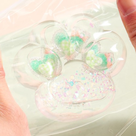 Jucarie Antistres Squishy, Flippy, Labuta de Pisica Pufoasa, cu Revenire Lenta, 7 x 6.5 cm, Model Inima, Multicolor