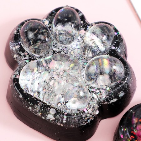 Jucarie Antistres Squishy, Flippy, cu Revenire Lenta, Model Labuta de Pisica cu Sclipici, 6.5x6 cm, 60g, Ambalaj Transparent, Alb-Negru