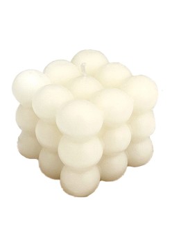 Lumanare Parfumata, Flippy, din Ceara De Soia, Model Cub, Gradient in 3 Culori Pale, 6x6x6 cm, Aroma de Musetel, Alb