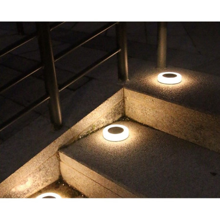 Lampă Solară LED pentru Gazon și Grădină, Iluminare Alb Cald, IP65, Design Circular, 8H Autonomie, 105 x 125mm