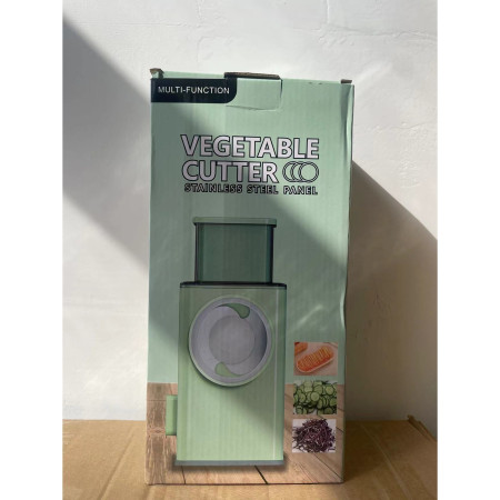 Feliator manual pentru legume Flippy, 3 lame din otel inxodabil, 3 tipuri de feliere, material carcasa ABS, latime maxima feliere 4 mm, baza de tip ventuza, usor si sigur de utilizat, 28.5 x 9,2 x 13.5 cm, verde