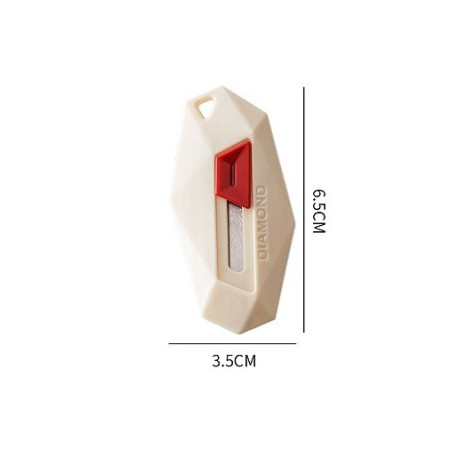 Mini Cutter pentru Deschiderea Cutii, Vârf Rotunjit și Zimtat, Design Tip Breloc, 6.5x3.5 cm, Crem
