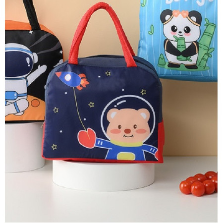 Geanta Termoizolanta pentru Copii, Flippy, 23x13x19 cm, Model Imprimeu Ursulet Astronaut, din Folie de Aluminiu si Panza Oxford, Albastru/Rosu
