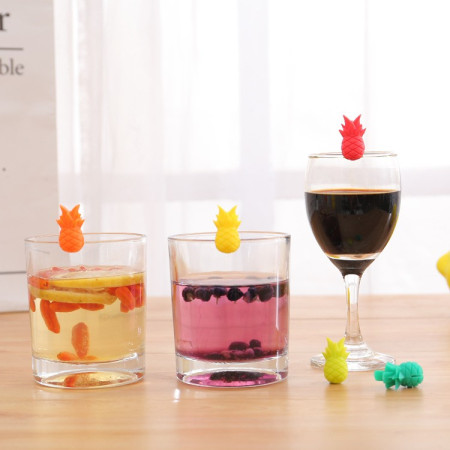 Set 6 Accesorii Creative pentru Pahare, Design Exotic din Silicon, Perfect pentru Petreceri și Cocktailuri, Model Ananas, Multicolor