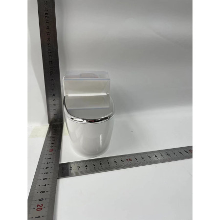Scrumiera creativa Flippy, Forma de Toaleta, Capac Argintiu, Material ABS si Otel Inoxidabil, 12.5 x 9.8 x 8.4 cm, Fixare prin Lipire sau De Sine Statator, pentru Baie, Camera, Bucatarie, Balcon, Argintiu